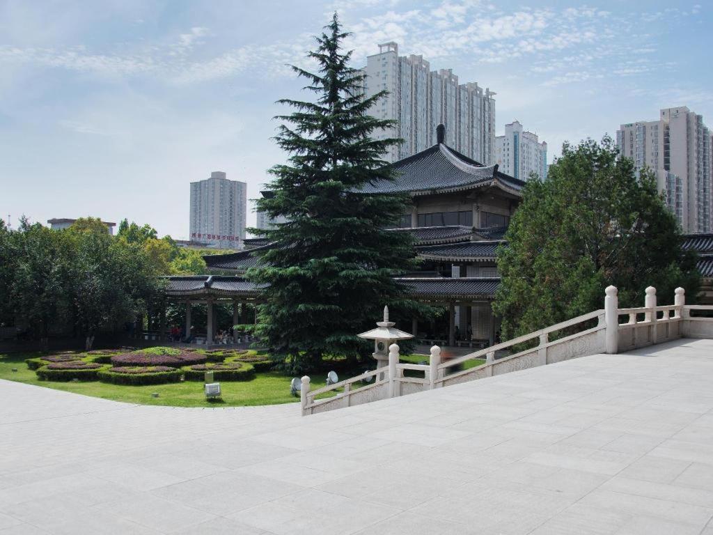 Ji Hotel Xi'An Dayanta 외부 사진